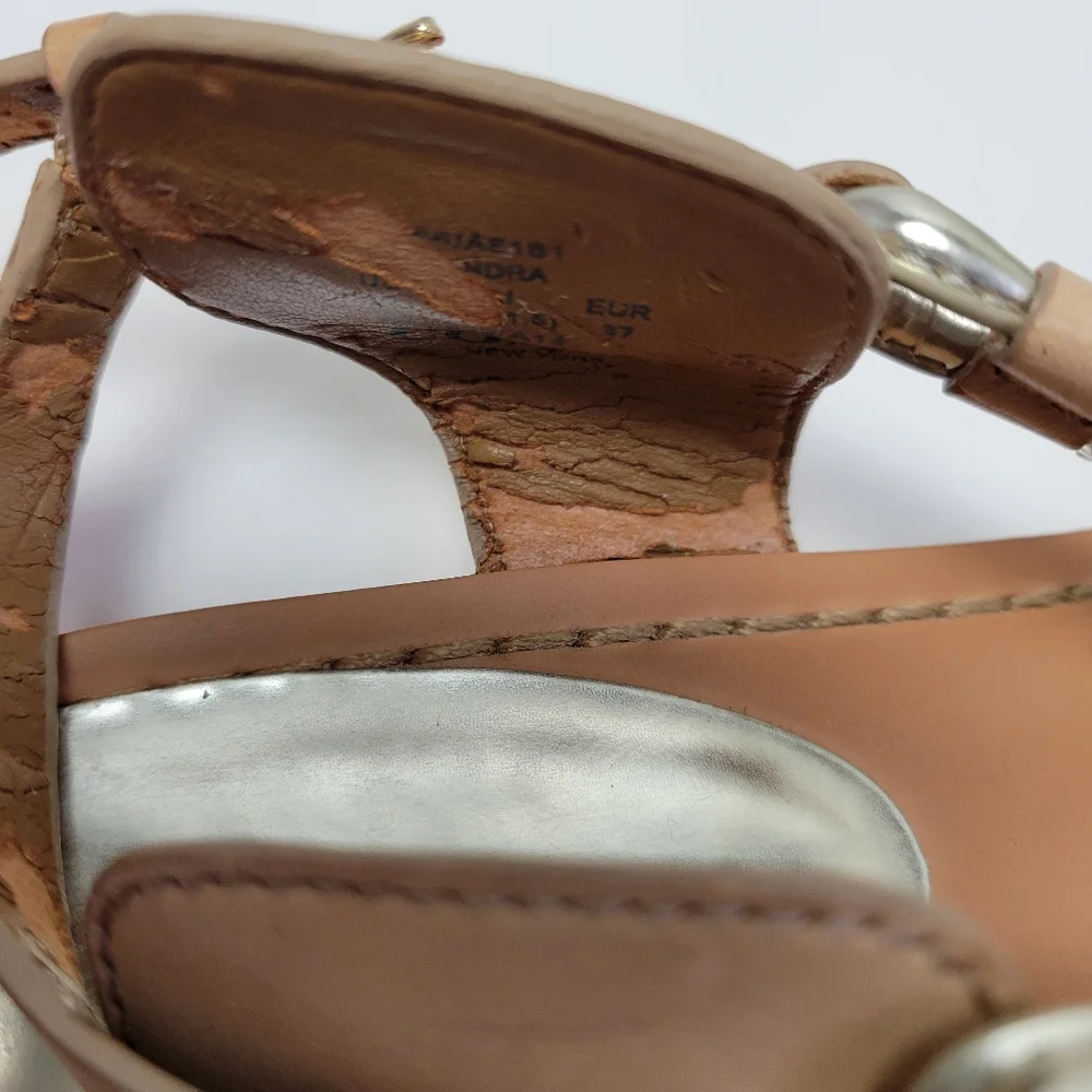 Coach Beige and Metallic Gold Leather T-Strap Sandals - Picture 14 of 16